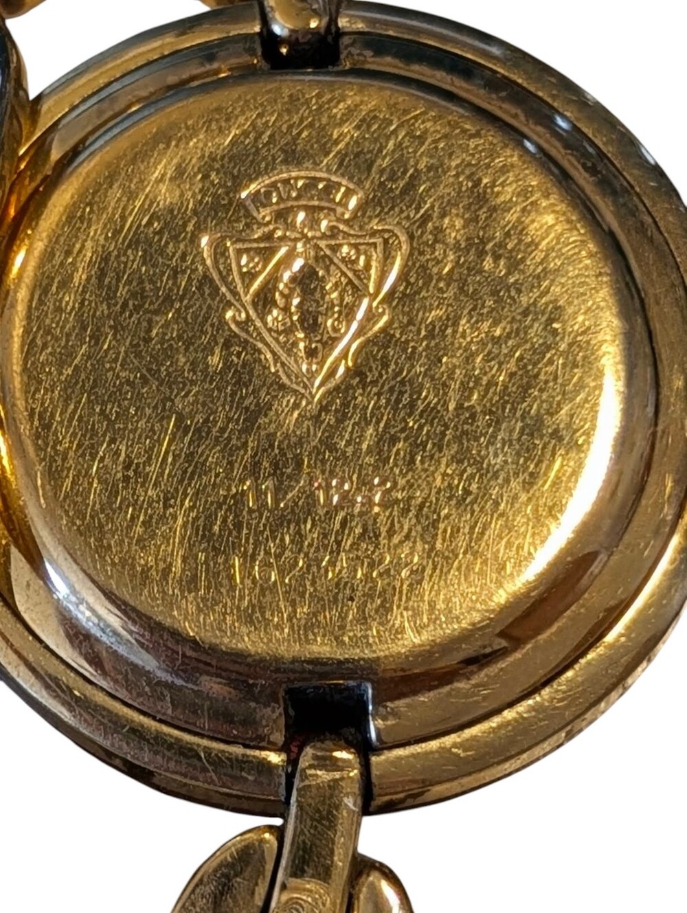 Gucci Women's Gold Bracelet Watch with Interchangeable Bezels Vintage Works - Picture 7 of 10